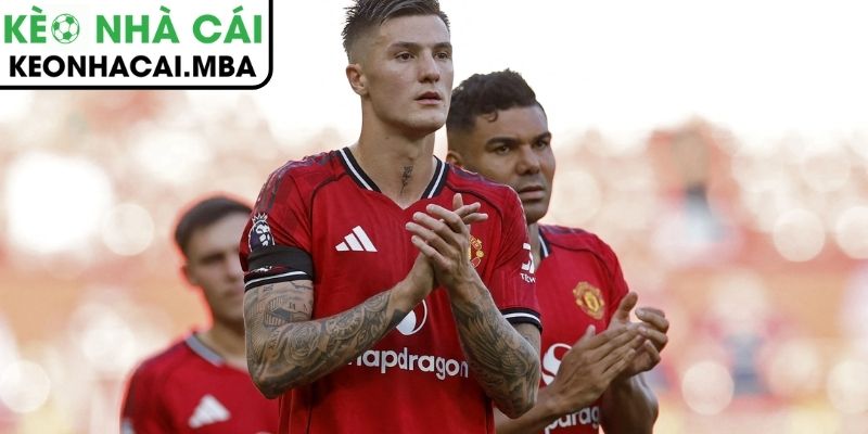 Bị chê không đủ trình khoác áo MU, Sesko khiến cựu HLV Tottenham đứng trước nguy cơ mất ghế 4 Hệ lụy lâu dài cho MU, Sesko và chiếc ghế huấn luyện