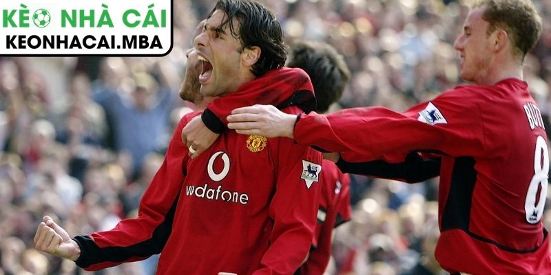 Steve Holland: Nhân tố hậu trường góp công lớn đưa Manchester United trở lại đỉnh cao 4 Nhân tố hậu trường tạo nên sự khác biệt bền vững