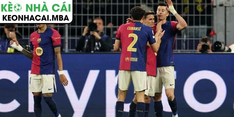 Barcelona tiến vào tứ kết Cúp C1: Yamal – Raphinha tỏa sáng, hàng thủ vẫn khiến CĐV lo lắng 4 Hàng thủ Barcelona: Điểm trừ khó bỏ qua