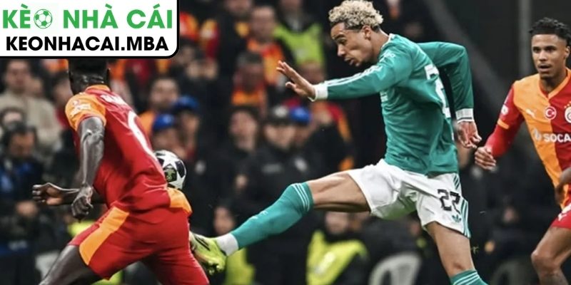 Liverpool hủy diệt Galatasaray: Slot vượt khó, Salah trở lại đầy bùng nổ 3 Slot tạo dấu ấn chiến thuật, Salah “hồi sinh”
