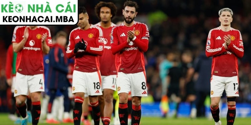MU đối mặt lịch thi đấu khắc nghiệt: 5 trận căng như dây đàn, 2 màn đụng độ định đoạt top 5 3 Lịch thi đấu 5 trận: Áp lực bủa vây “Quỷ đỏ”