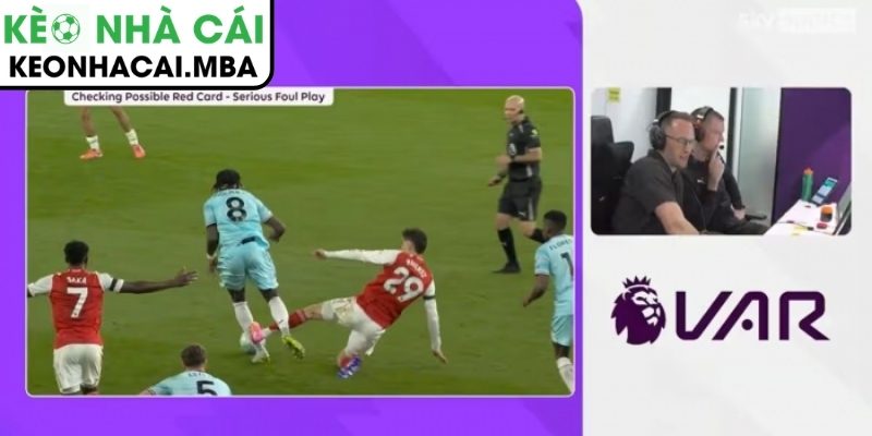 Havertz thoát thẻ đỏ gây tranh cãi: VAR không can thiệp khiến CĐV bức xúc 3 VAR im lặng, tranh cãi quanh Havertz bùng nổ