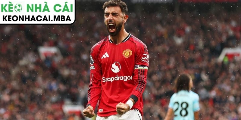 MU chốt top 3 Ngoại hạng Anh sau vòng đấu đầy kịch tính 3 Fernandes cân bằng kỷ lục kiến tạo EPL