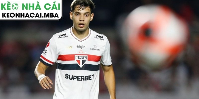 Bobadilla: Từ con trai huyền thoại đến trụ cột Paraguay