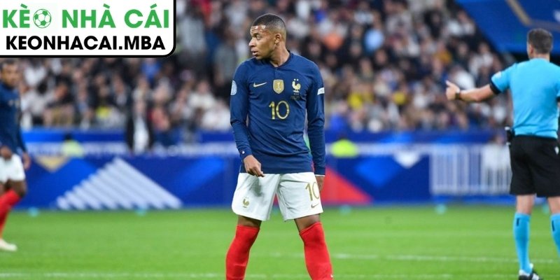 Mbappe nổi giận, nội bộ tuyển Pháp dậy sóng trước World Cup 2026 3 Quyền hình ảnh gây tranh cãi, nội bộ tuyển Pháp dậy sóng