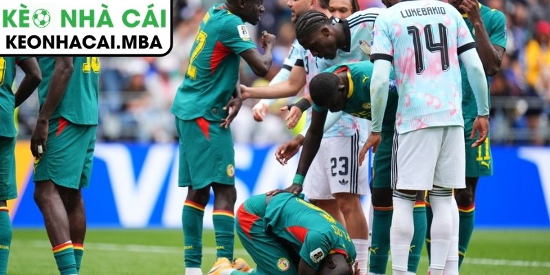 ĐT Senegal lại bị phanh phui bê bối chấn động: Tiệc tùng xa hoa và sự cố quản lý tại World Cup 3 Loạt bê bối gây sốc từ hậu trường và quản lý