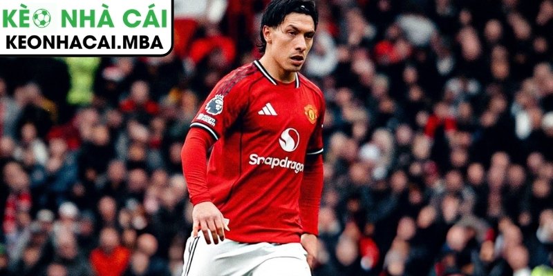 Lisandro Martinez từng có ý định giải nghệ vì chấn thương 3 Điểm tựa tinh thần và sự kiên trì không bỏ cuộc