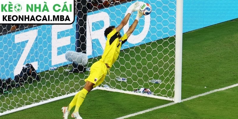 Vozinha và màn trình diễn xuất thần trước các chân sút Argentina